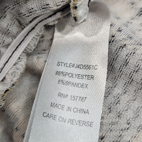 Adorable top by Jolie & Joy - Picture 5 of 6